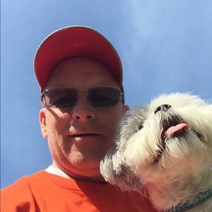 Meet your Posher, Roy